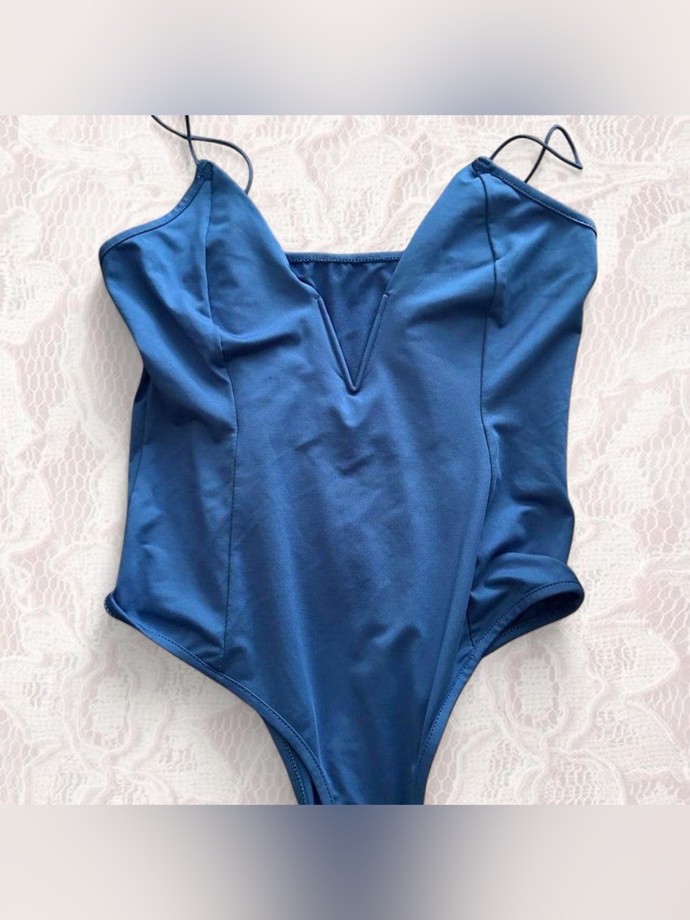 SHEIN Petite Royal Blue Solid V Wired Cami Bodysuit Size MP LIKE NEW